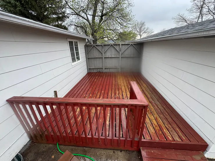 Outdoor deck before cleanup and removal work